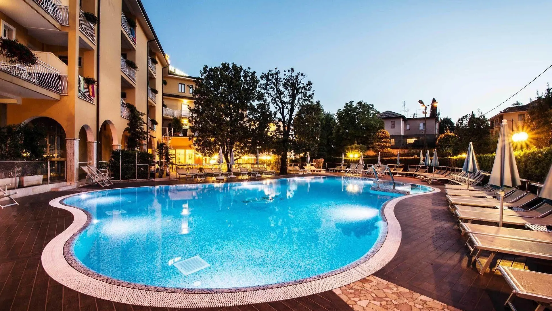 Hotel Bisesti ***S Garda