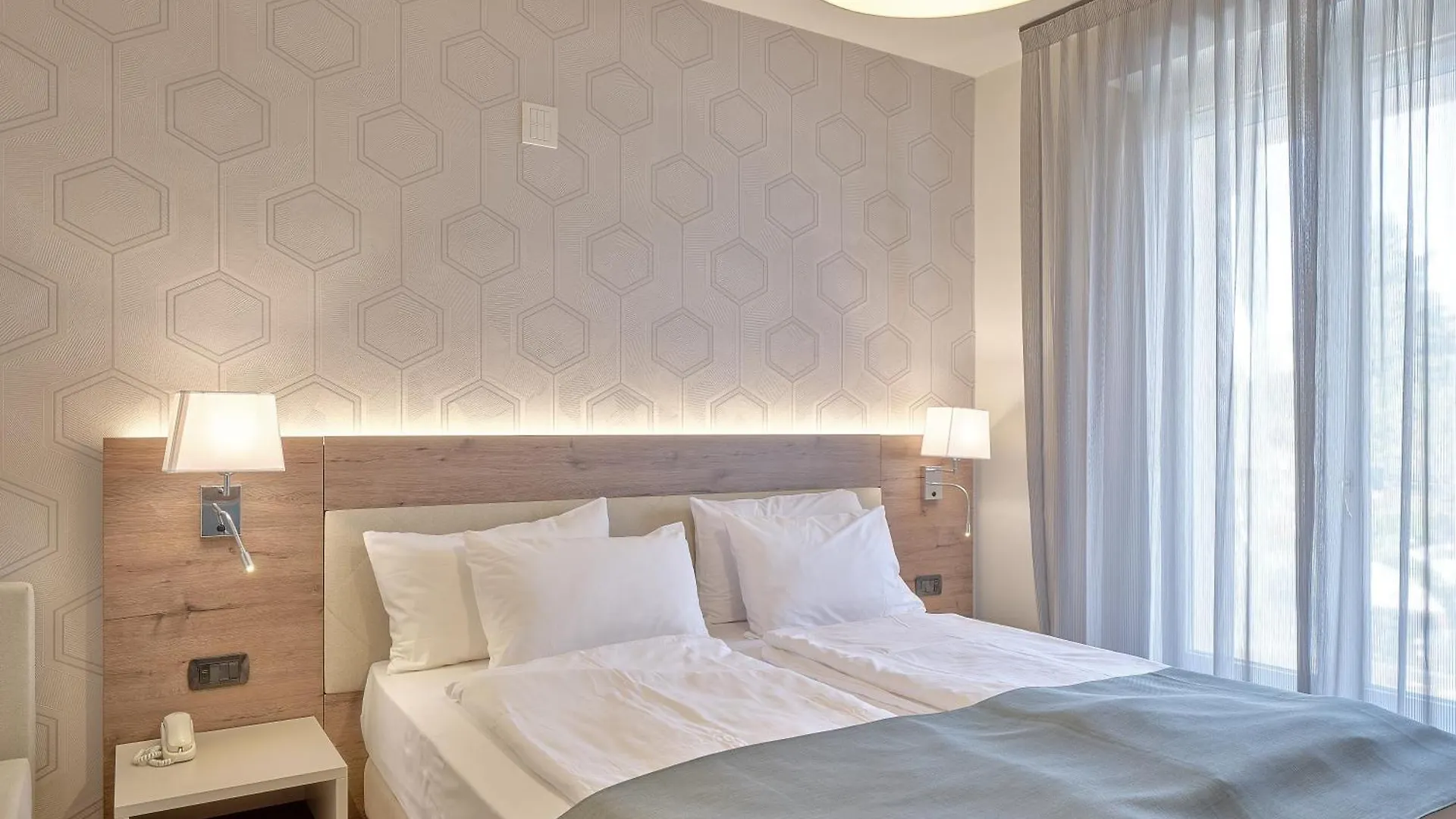 Hotel Bisesti ***S Garda