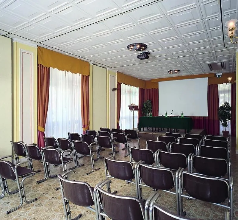 Hotel Bisesti ***S Garda