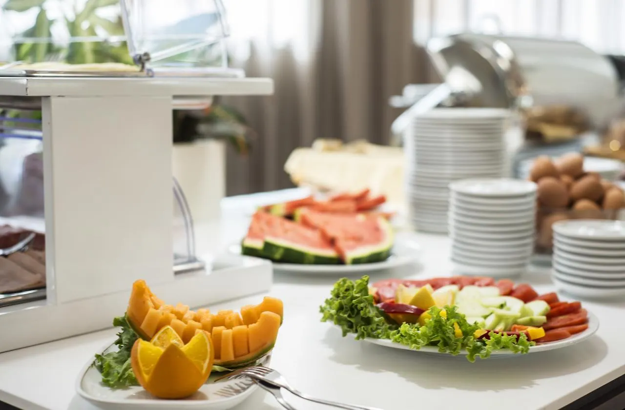 ***  Hotel Bisesti ***S Garde Italie