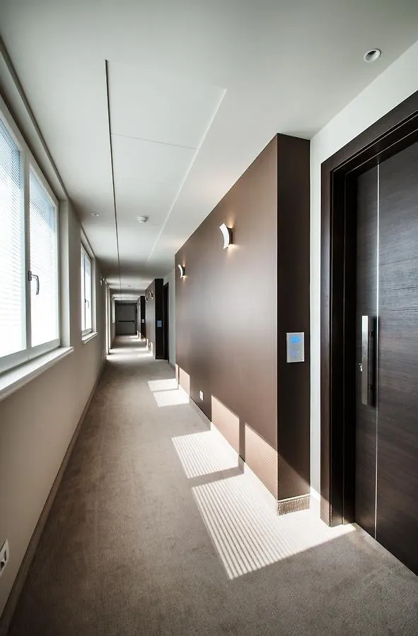 Hotel Bisesti ***S Garde